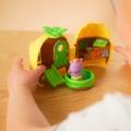 Mini Domek z Basenem