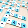 Mobi płytki z działaniami matematycznymi.webp