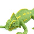 261029 figurka safari ltd kameleon.jpg